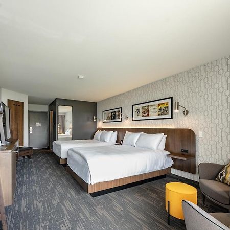 Hotel Verso Magog Exteriör bild