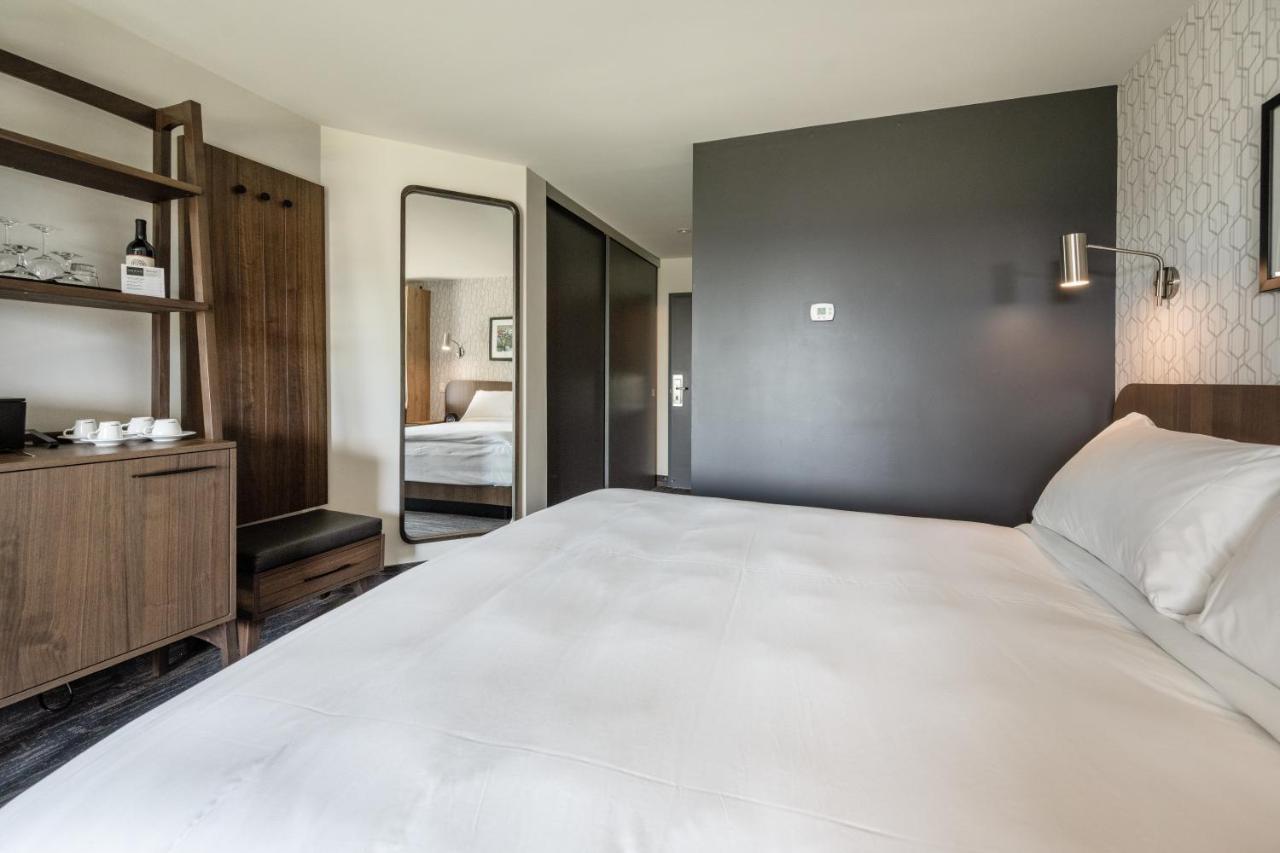 Hotel Verso Magog Exteriör bild