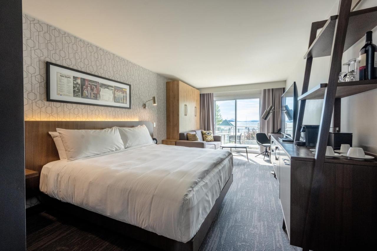 Hotel Verso Magog Exteriör bild